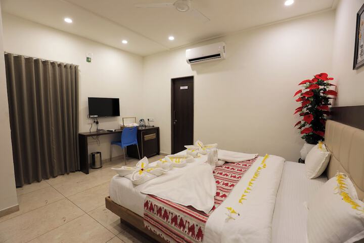 Room 7 of 50