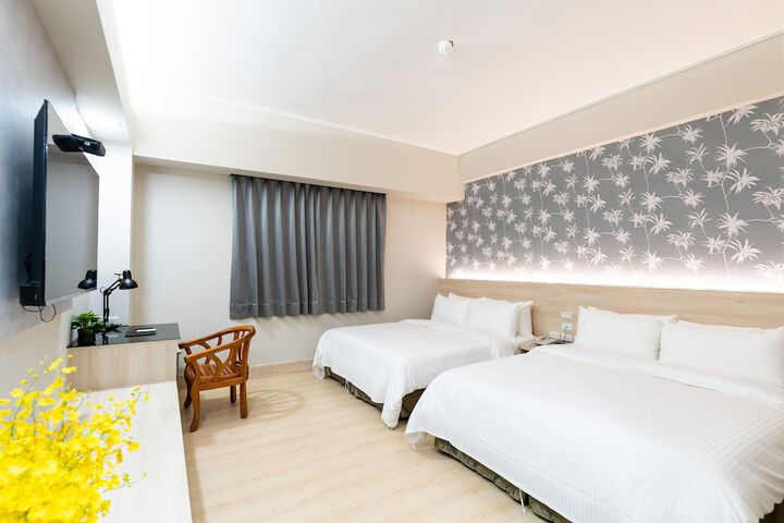 Room 6 of 21