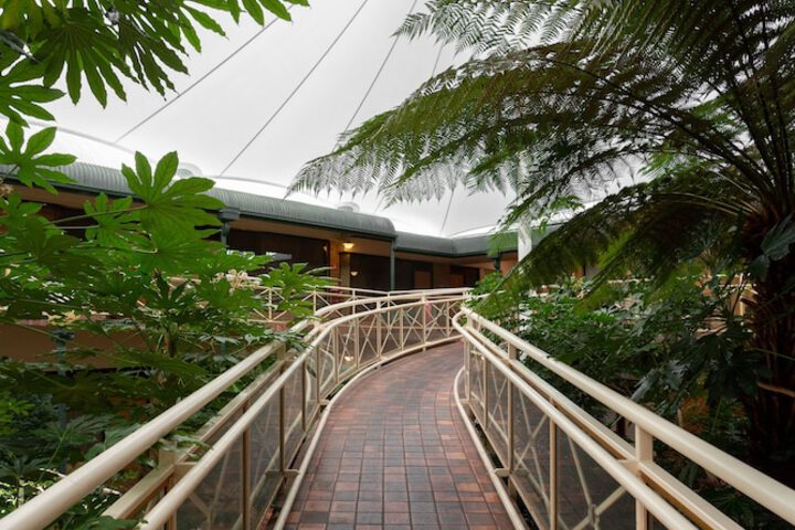 Hotel Exterior 37 of 41