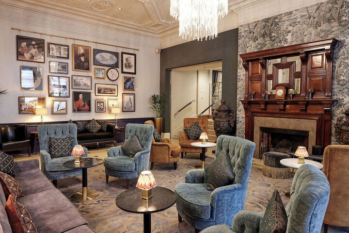 Hotel Lobby