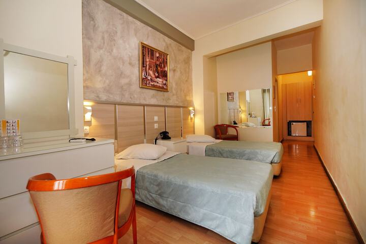 Room 78 of 100