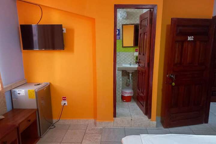 Room 25 of 27