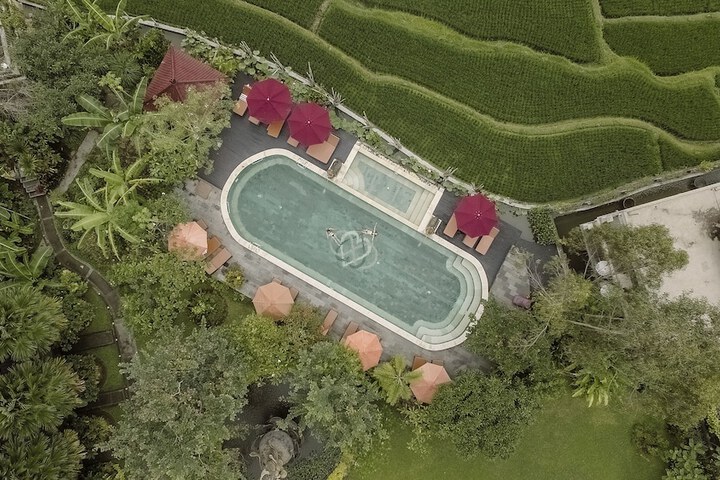 Pool 71 of 162