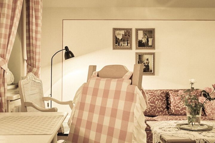 Room 11 of 41