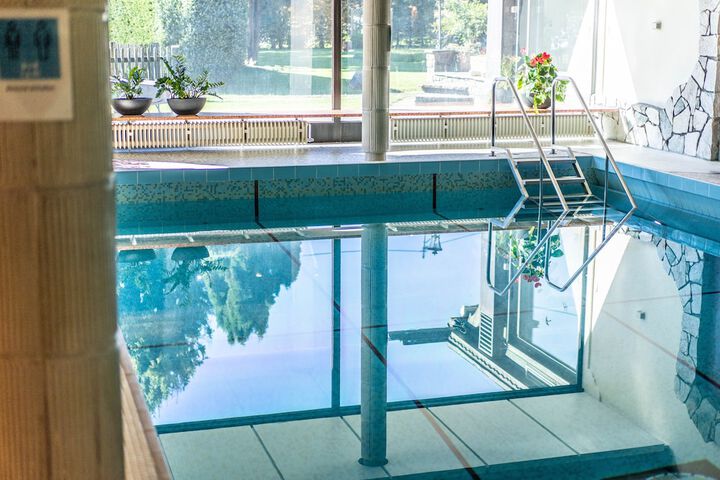 Hotel with Pool