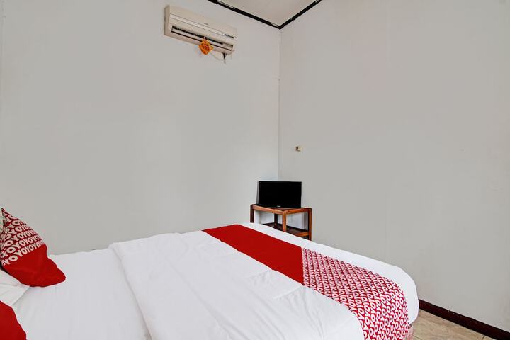 Room 13 of 24
