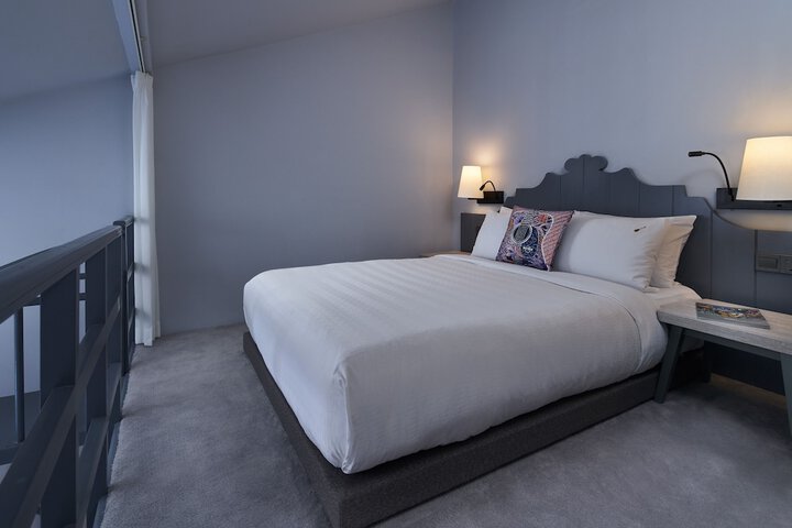 Room 9 of 53