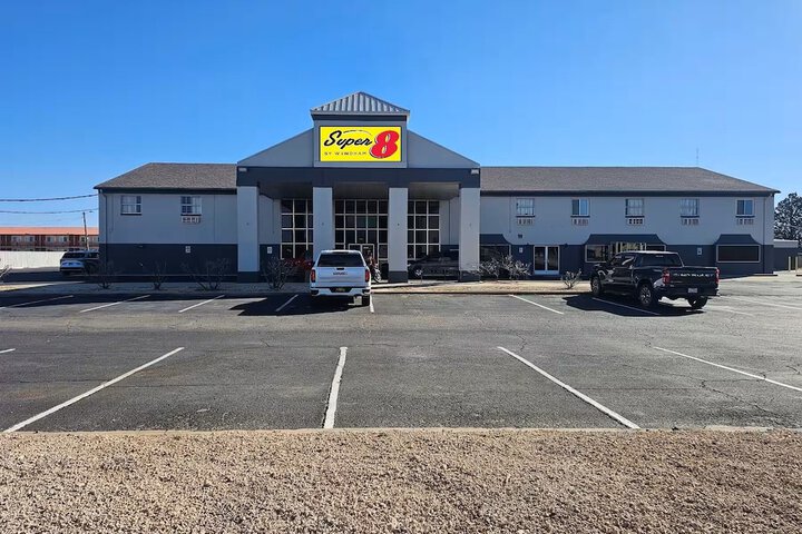 Super 8 by Wyndham Hobbs in Hobbs, NM