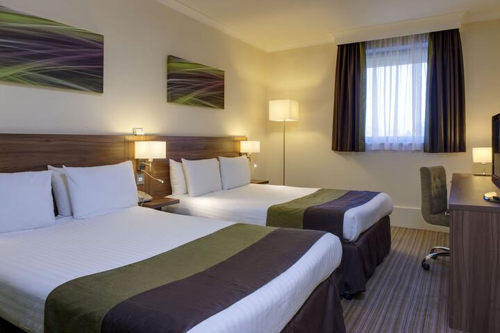 Room 3 of 58