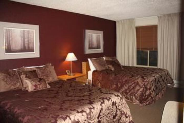 Room 51 of 106