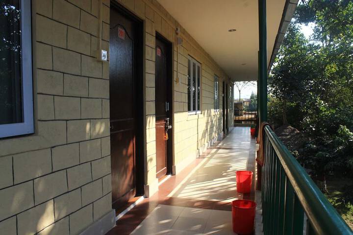 Room 10 of 37