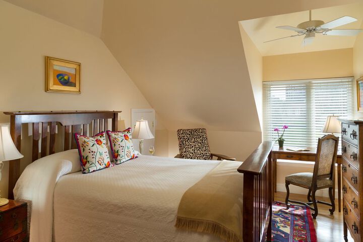 Room 21 of 40