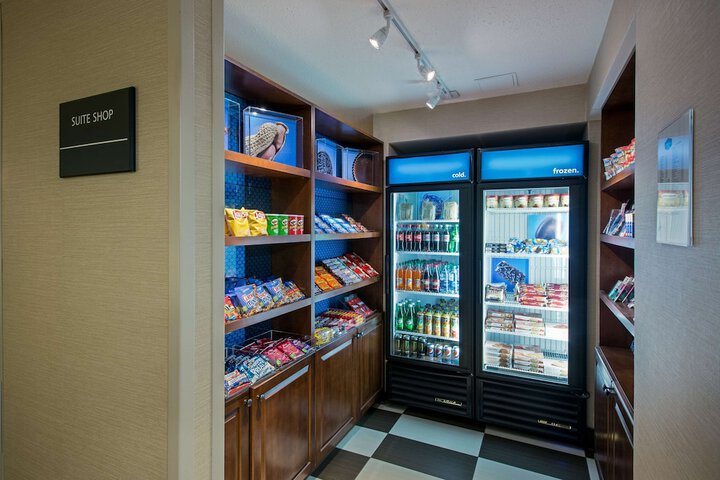 Snack bar