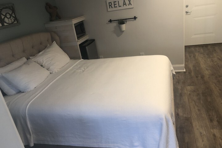 Room 15 of 74