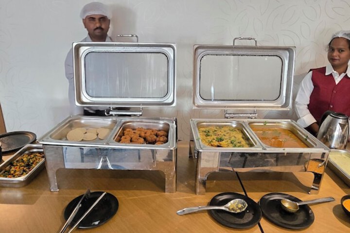 Breakfast/Coffee Service 15 of 18