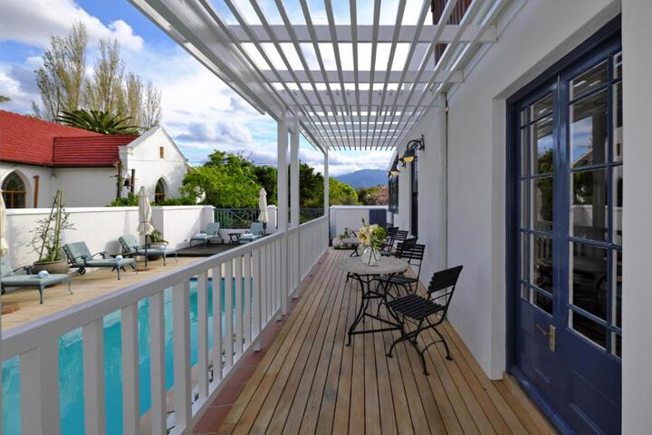 Terrace/Patio 6 of 23