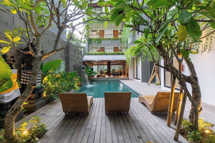 LOI Mansion Managed by ARM One Hundred