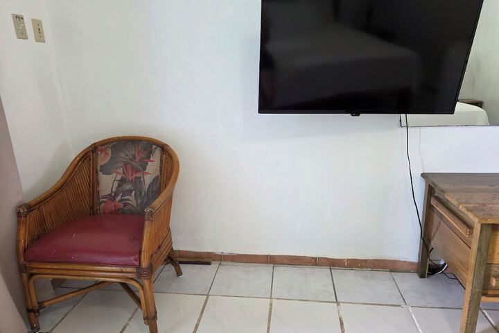 Room 91 of 266