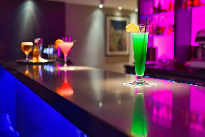 Lounge 95 of 113