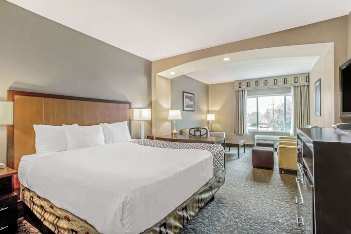 Room 21 of 41