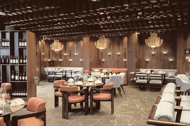 Dining 95 of 116