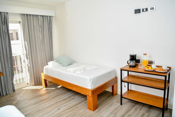 Room 10 of 22