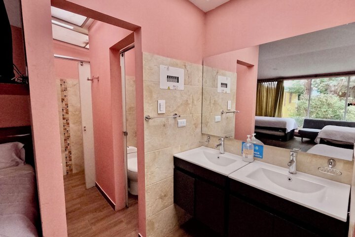 Room 5 of 36