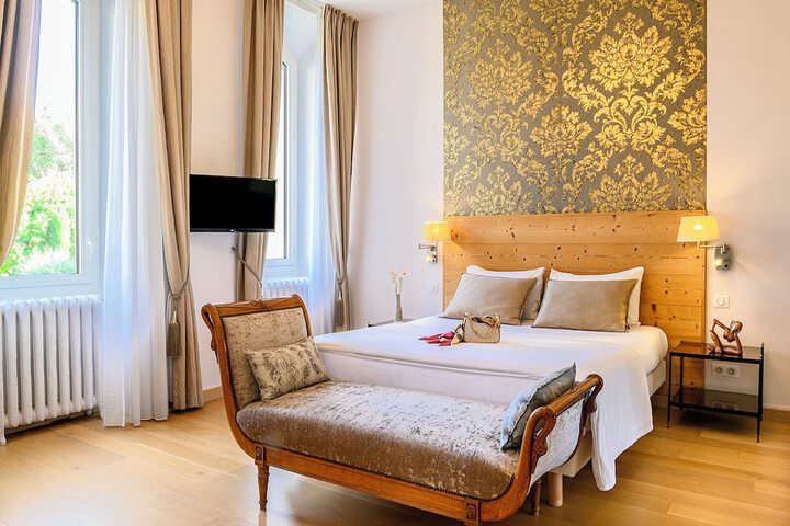 Room 12 of 72