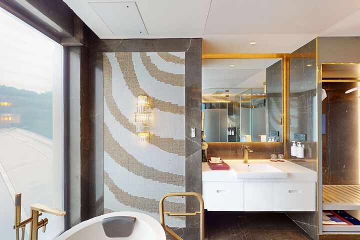 Hotel Interior 127 of 231