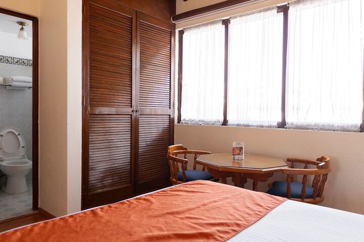 Room 32 of 85