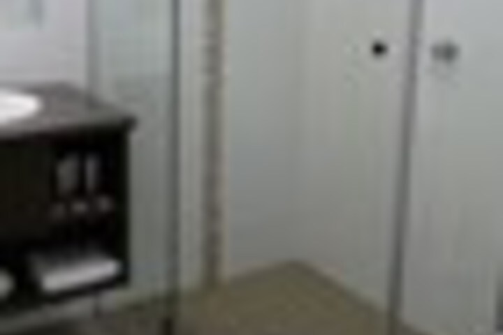 Room 77 of 144