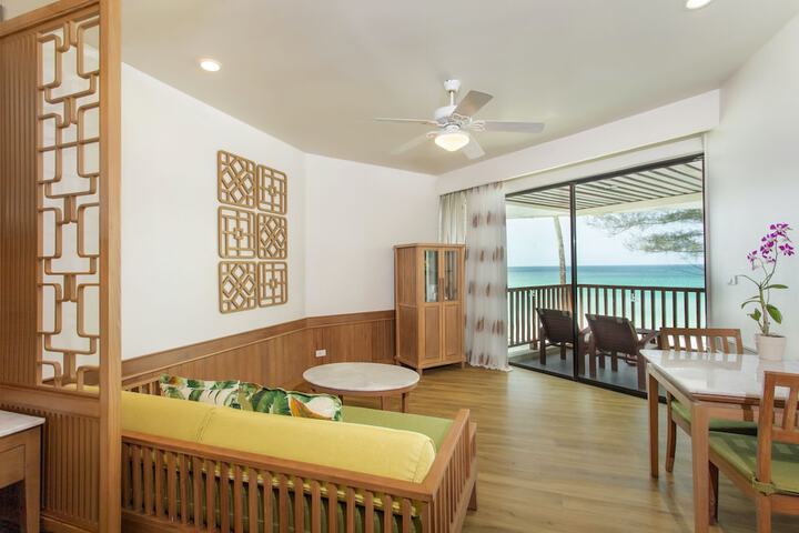 Room 14 of 170