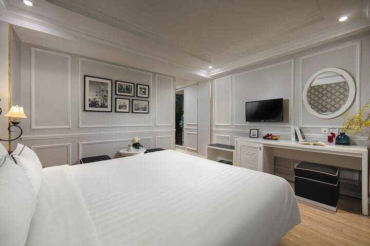 Room 14 of 50