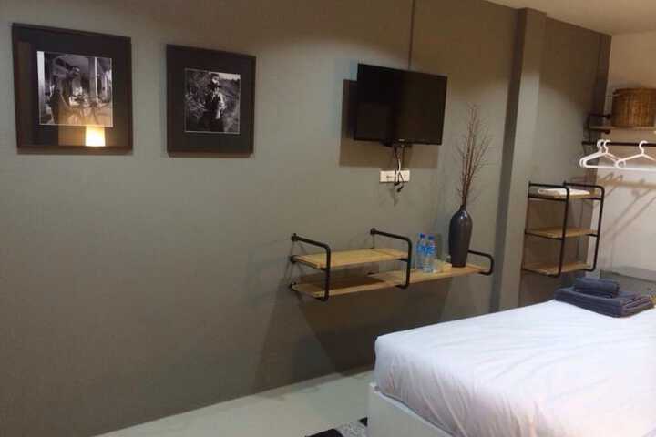 Room 17 of 20