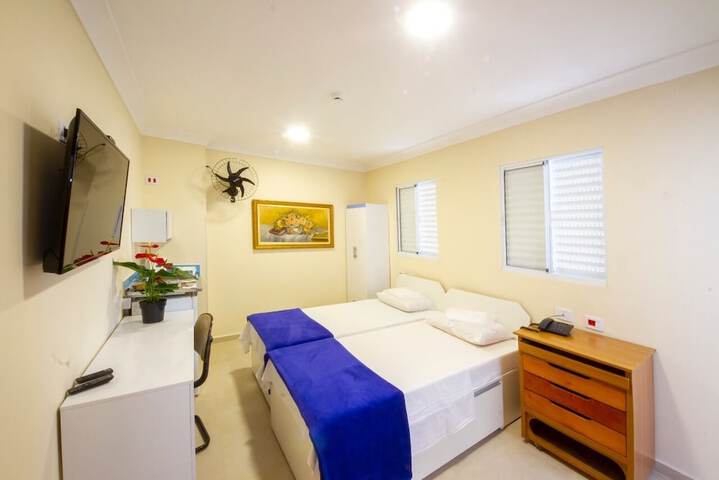 Room 20 of 38