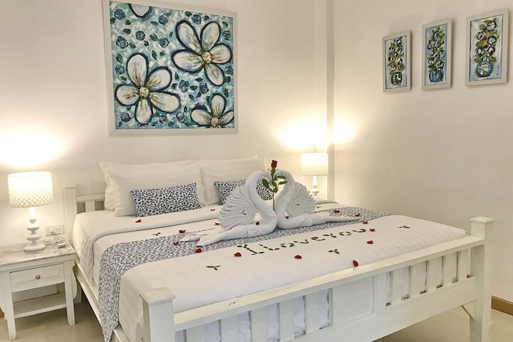 Room 27 of 112