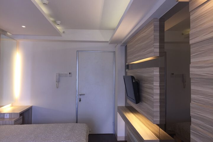 Room 6 of 42