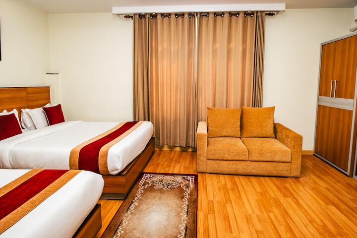 Room 15 of 73