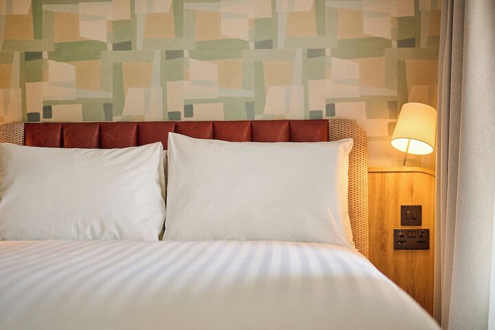 Room 63 of 144