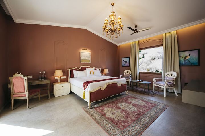 Room 25 of 123