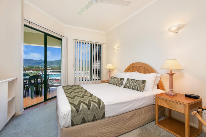 Room 3 of 21