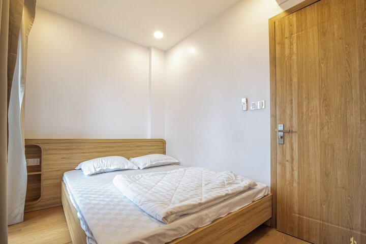 Room 3 of 23