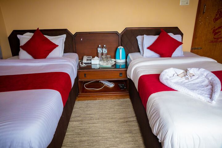 Room 2 of 11