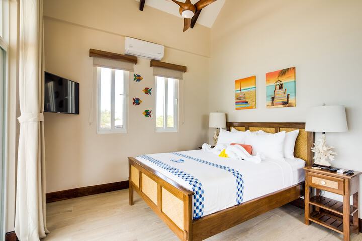 Room 18 of 101