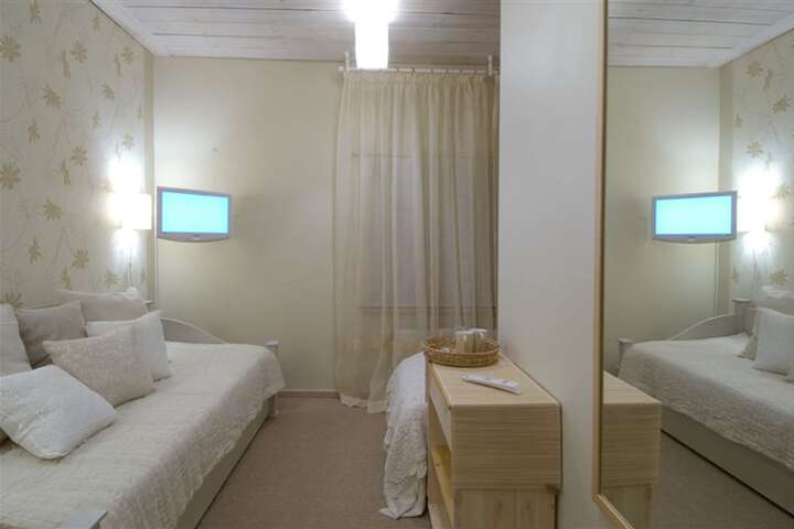 Room 19 of 62