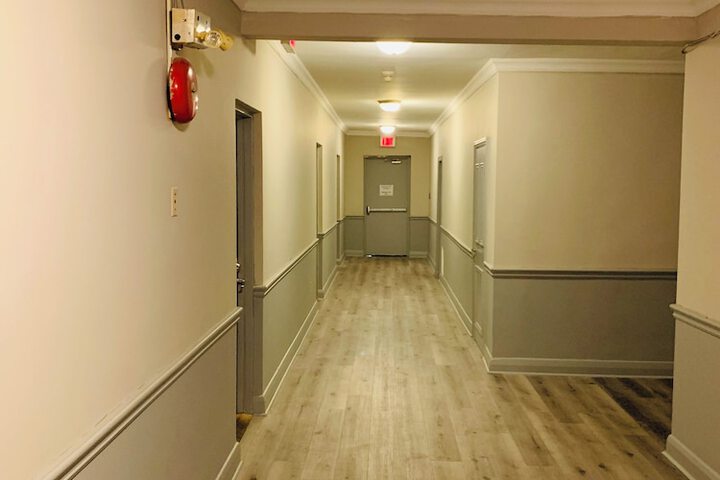Ballroom/Hall 21 of 34
