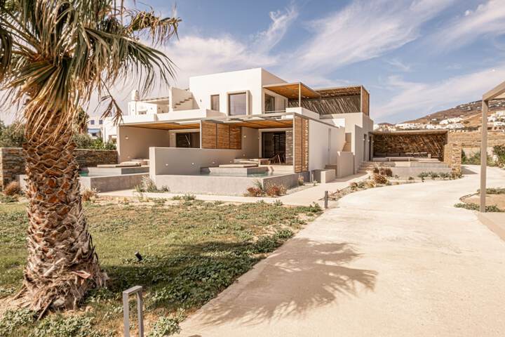 Yenesis Seaside Retreat - Adults only