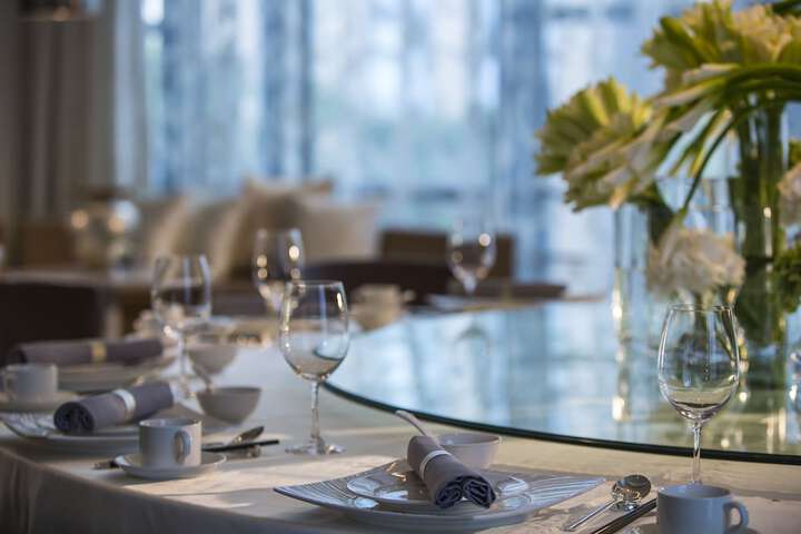 Dining 48 of 81