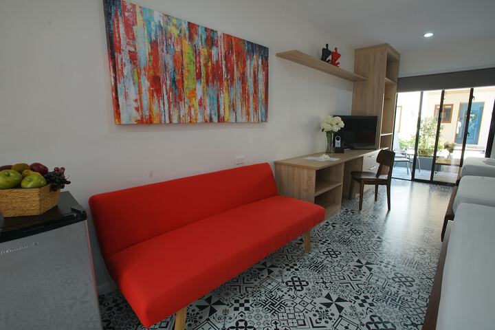 Room 12 of 51
