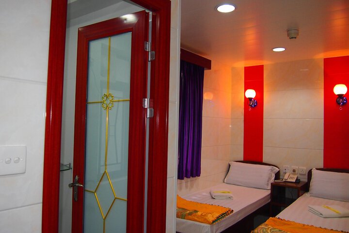 Room 20 of 31